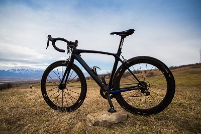 giant composite tcr mavic cosmic cxr cosmic wheels carbon road bike full ultegra thumbnail.jpg